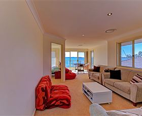 Luxury Waterfront House - South Australia Travel 4