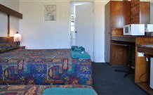 Adrian Motel - Forbes - South Australia Travel 0