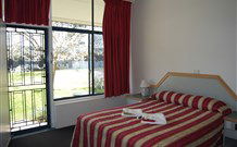 Holbrook Settlers Motel - Holbrook - South Australia Travel 5