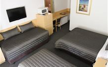 Mid City Motor Inn - Queanbeyan - South Australia Travel 5