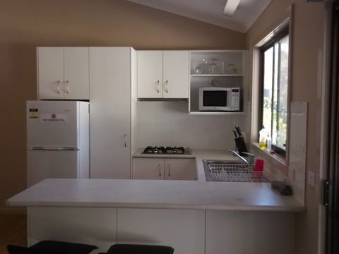 Hume Park Tourist Resort - South Australia Travel 3