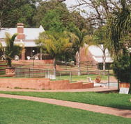 Mundaring Weir Hotel - South Australia Travel