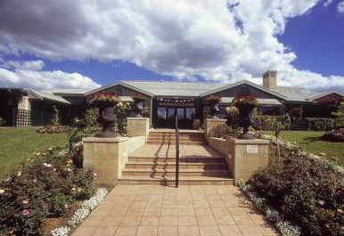 Harrigan's Irish Pub And Accommodation - South Australia Travel 0