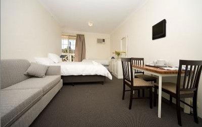 Aussie Settler Motel - South Australia Travel 1