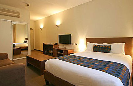 Mawson Lakes Hotel - South Australia Travel 1