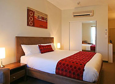 Mawson Lakes Hotel - South Australia Travel 2