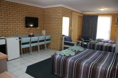 Tallarook Motor Inn - South Australia Travel 4