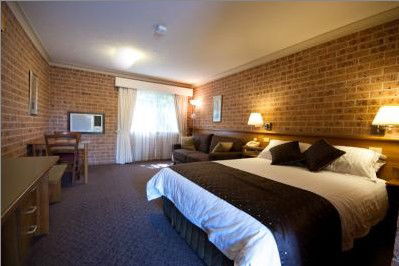 Blue Gum Motor Inn - South Australia Travel 4