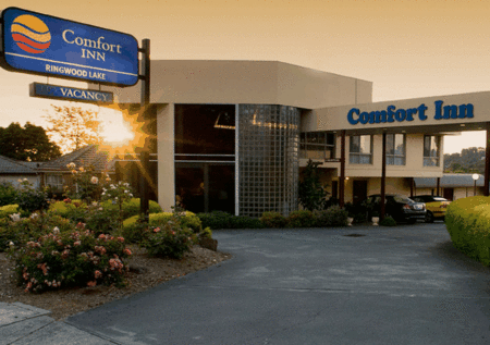 Ringwood Lake Inn - South Australia Travel 3