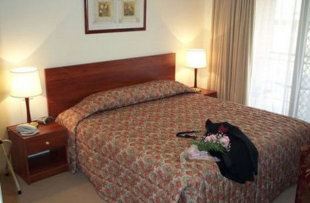 Charlotte Apartments - South Australia Travel 4