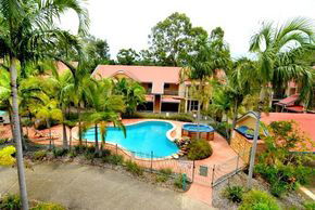 Beach Court Holiday Villas - South Australia Travel 0