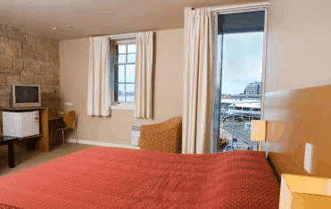 Customs House Waterfront Hotel - South Australia Travel 2