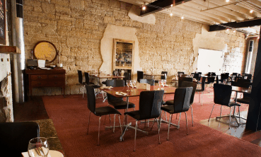 Customs House Waterfront Hotel - South Australia Travel 3