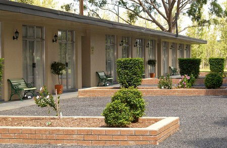 All Seasons Country Lodge - South Australia Travel 0