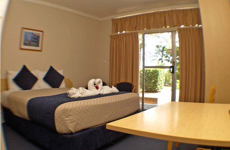 All Seasons Country Lodge - South Australia Travel 1