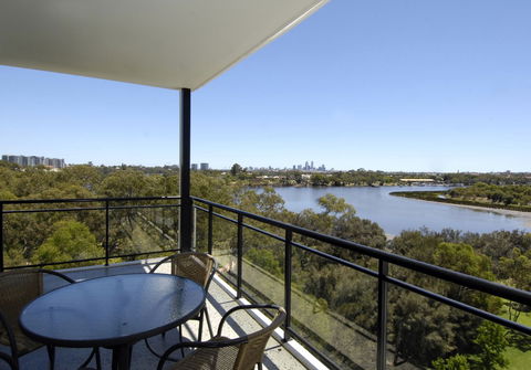 Assured Ascot Quays Apartment Hotel - South Australia Travel 0