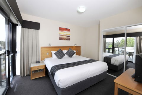 Assured Ascot Quays Apartment Hotel - South Australia Travel 3