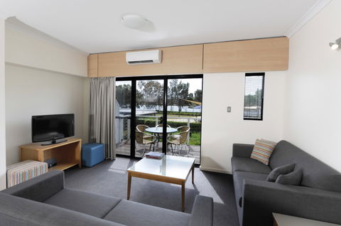Assured Ascot Quays Apartment Hotel - South Australia Travel 5