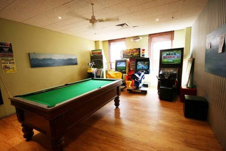 Flinders Station Hotel - South Australia Travel 0