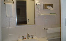 Warren Motor Inn - Warren - South Australia Travel 4