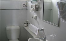 Warren Motor Inn - Warren - South Australia Travel 3