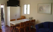 Wamberal Cottage - South Australia Travel 4