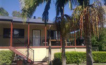 Wamberal Cottage - South Australia Travel 3