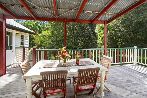 Noosa Avalon Farm Cottages - South Australia Travel 14