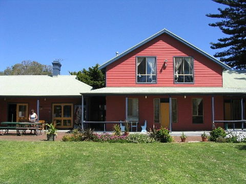 Dunsborough YHA - South Australia Travel 0
