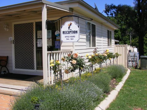 Fossickers' Tourist Park - South Australia Travel 1