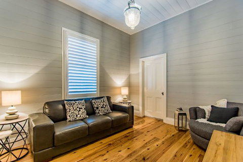 Hindmarsh Park Holiday Cottage - South Australia Travel 4