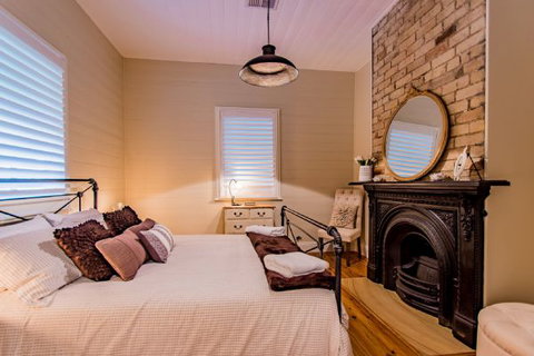 Hindmarsh Park Holiday Cottage - South Australia Travel 6