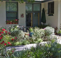 Practically Lakeside B and B - South Australia Travel