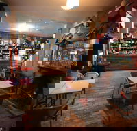 Victoria Hotel Moonan Flat - South Australia Travel