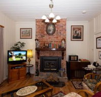 Tenterfield Historic Luxury Cottage - South Australia Travel