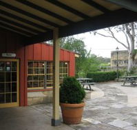 Surveyor General Inn - South Australia Travel