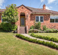 The Yellow Door Guesthouse - South Australia Travel