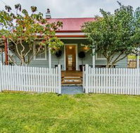 Hindmarsh Park Holiday Cottage - South Australia Travel