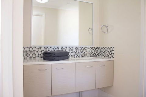 The Francis Retreat - South Australia Travel 4