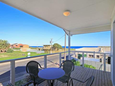 Century 21 SouthCoast: Moana Blue - South Australia Travel 8
