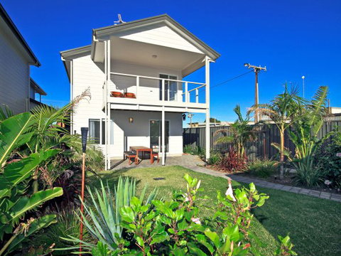 Century 21 SouthCoast: Moana Blue - South Australia Travel 9