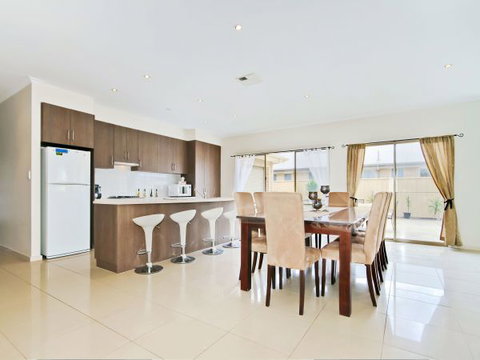 Century 21 SouthCoast: Moana Blue - South Australia Travel 28