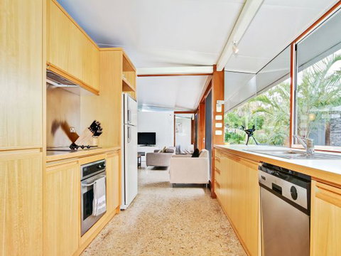 Century 21 SouthCoast: Moana Blue - South Australia Travel 68