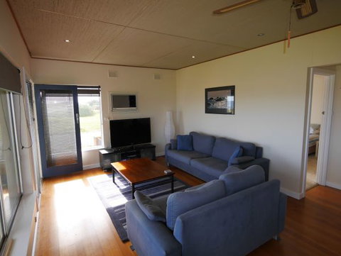 Century 21 SouthCoast: Moana Blue - South Australia Travel 82
