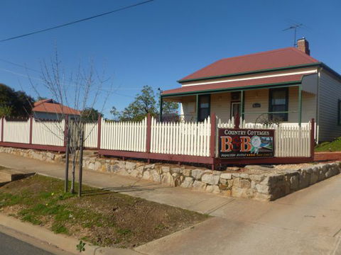 Country Cottages B&B - South Australia Travel 1