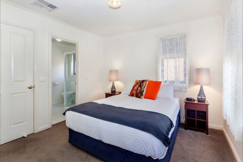 Phoenix House - Ballarat Townhouses - South Australia Travel 4