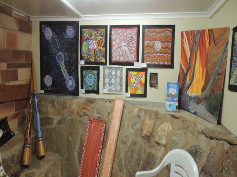 Standley Chasm Angkerle Camping - South Australia Travel 6