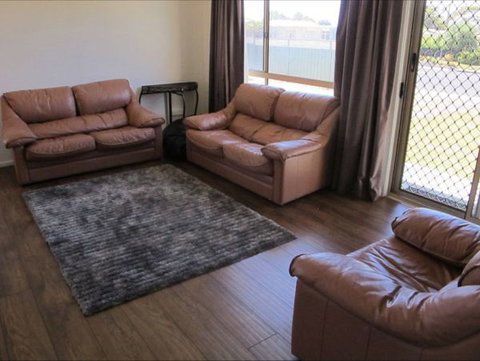 Fensom's Holiday Home - South Australia Travel 7