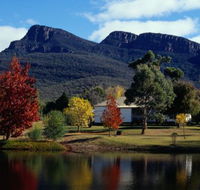 Grampians Paradise Camping and Caravan Parkland - South Australia Travel