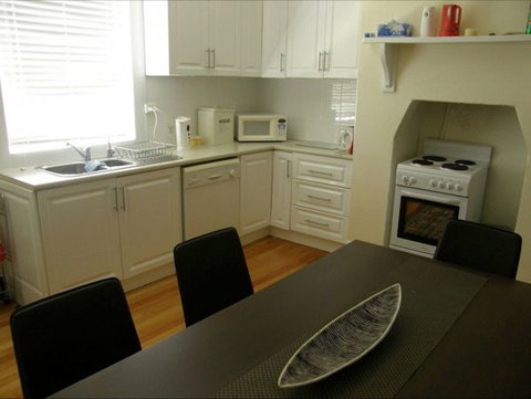 Fensom's Holiday Home - South Australia Travel 1